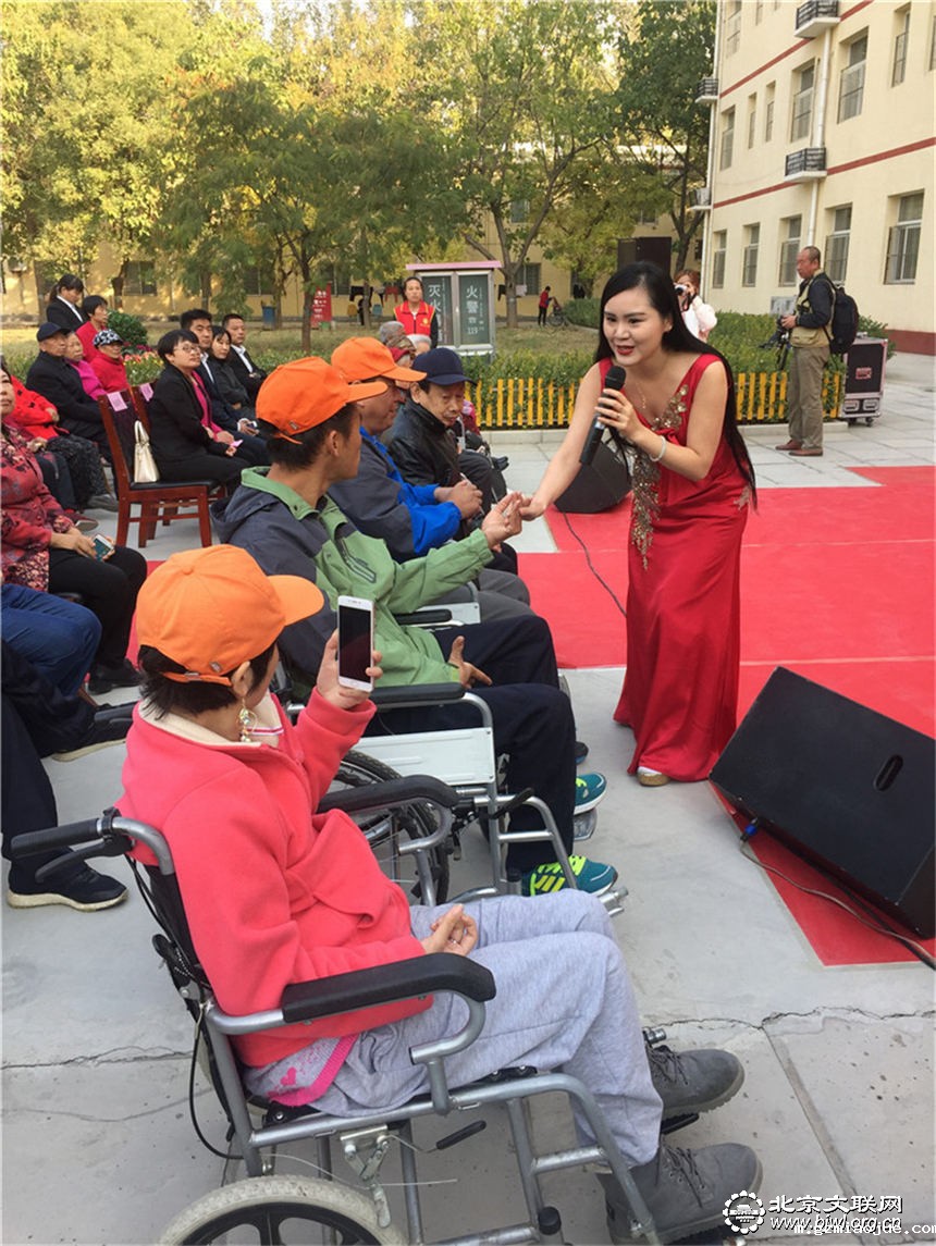 6-歌曲:《芦花》表演者:卢莎 6-歌曲:《芦花》表演者:卢莎