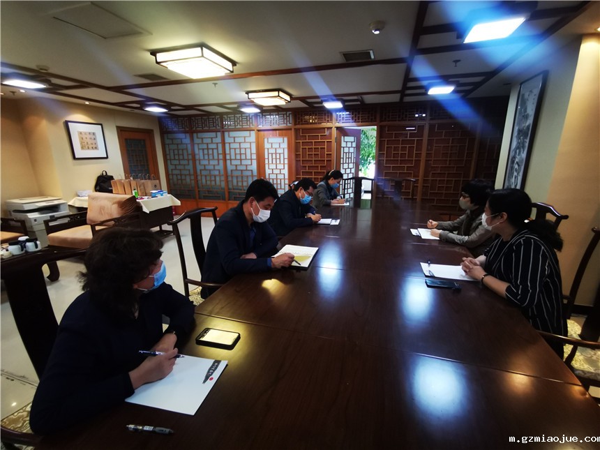 朝阳区委常委宣传部长黄晓伟同志到区文联调研(向菲摄) (2) 朝阳区委常委宣传部长黄晓伟同志到区文联调研(向菲摄) (2)