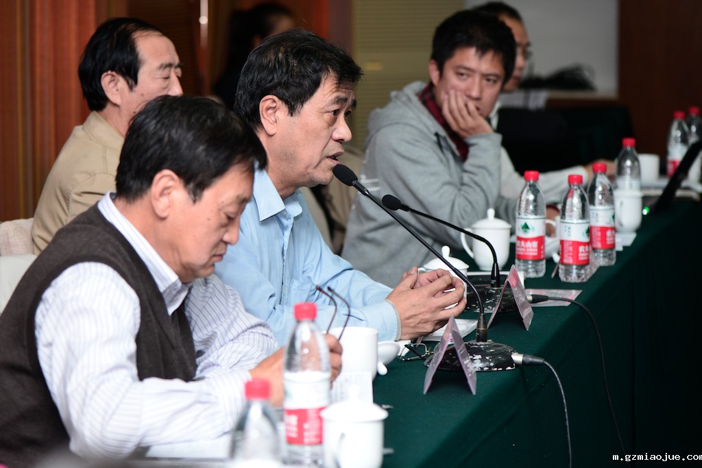 北京市文联副主席、北京民协主席、北师大中文系教授刘铁梁点评学者发言.jpg 北京市文联副主席、北京民协主席、北师大中文系教授刘铁梁点评学者发言.jpg